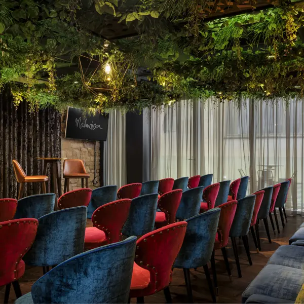 Theatre Set Up - Capacity x45